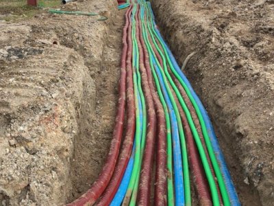 Tranchée technique et eaux pluviales pour alimenter 4 bâtiments industriels